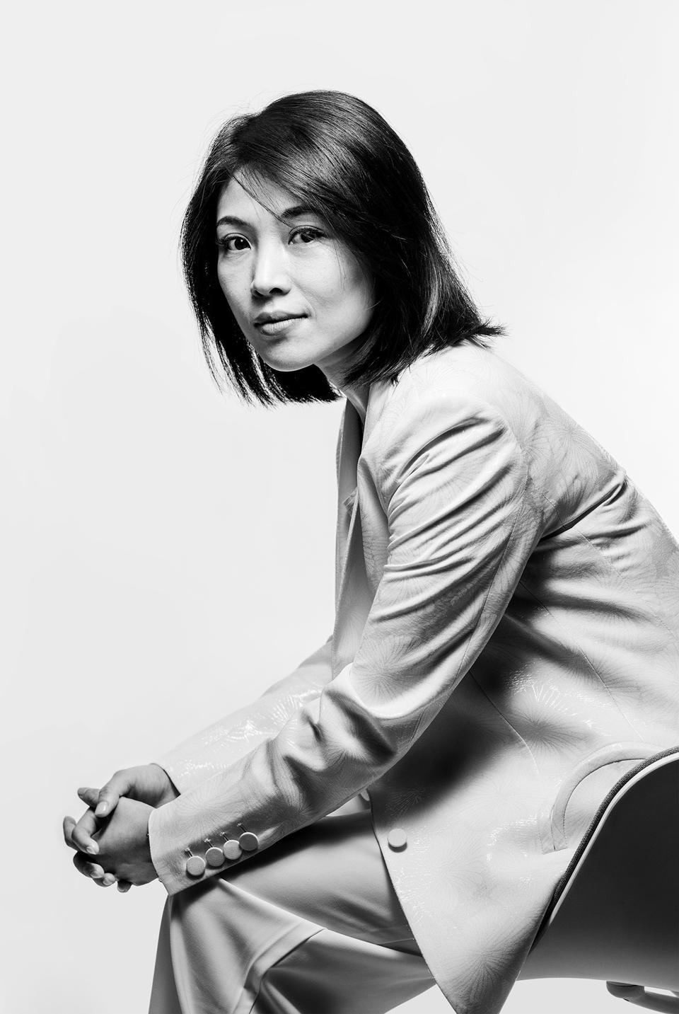 Kate Wang (sở hữu 5 tỷ USD), CEO của công ty Trung Quốc RLX Technology