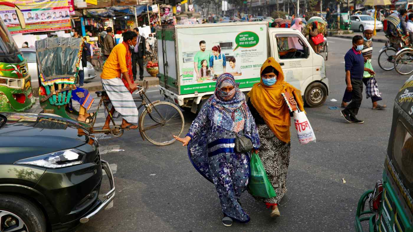 Bangladesh, từng là một trong những quốc gia nghèo nhất thế giới, đang ngày càng thu hút sự quan tâm của các nhà đầu tư nước ngoài. © Reuters