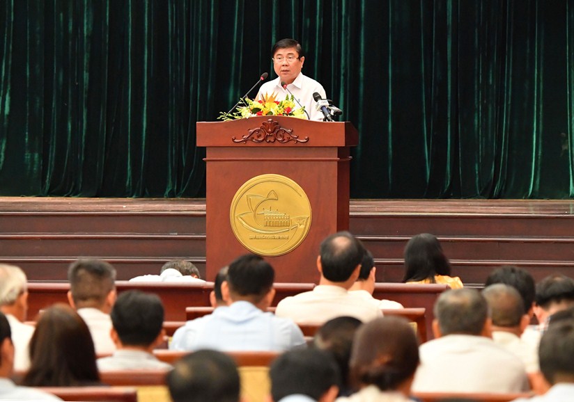Chủ tịch UBND TPHCM Nguyễn Thành Phong phát biểu tại hội nghị - Nguồn Internet
