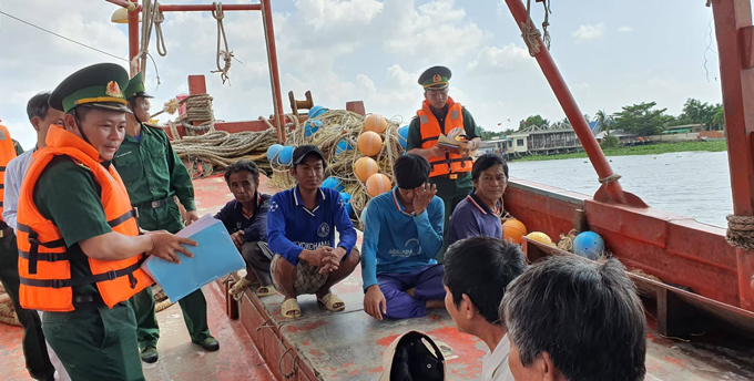 Ngành chức năng tỉnh Kiên Giang tuyên truyền Luật Thuỷ sản cho ngư dân