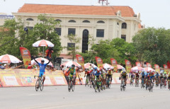 Quảng Bình:  Trao giải chặng thứ 9 giải đua xe đạp toàn quốc tranh cup truyền hình TP Hồ Chí Minh 2021