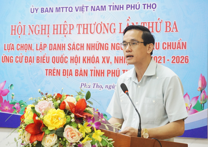 Ông Nguyễn Hải- Chủ tịch UBMTTQ tỉnh Phú Thọ phát biểu tại hội nghị.