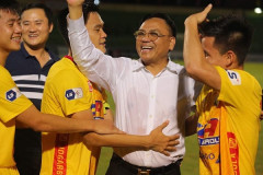 Đông Á Thanh Hóa: “Bố già” Ptrovic lại thắng thuyết phục trên sân khách