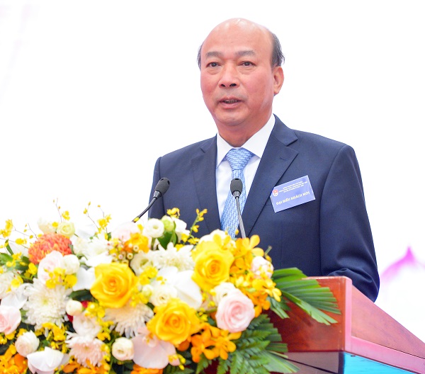 Đồng chí Lê Minh Chuẩn – Bí thư Đảng ủy, Chủ tịch Hội đồng thành viên Tập đoàn trong phát biểu chỉ đạo tại Đại hội