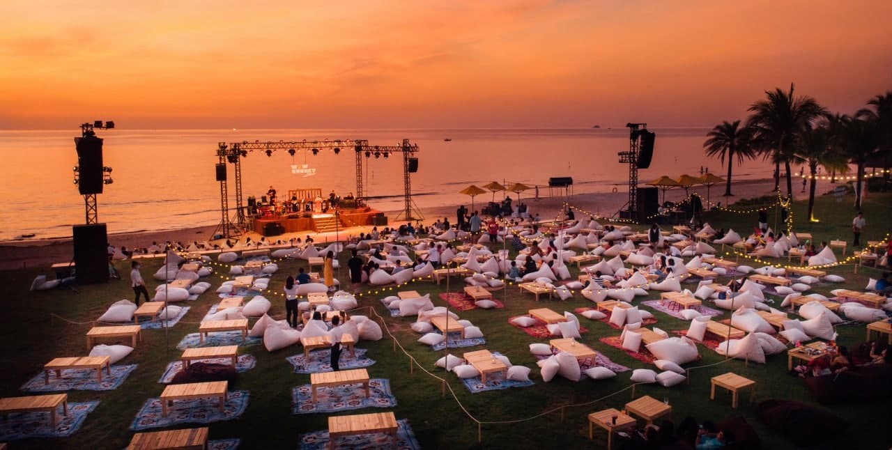 Đại tiệc âm nhạc hoàng hôn trên biển đầu tiên tại Việt Nam “Wow Ocean Show” Phú Quốc được đưa về Vinhomes Ocean Park
