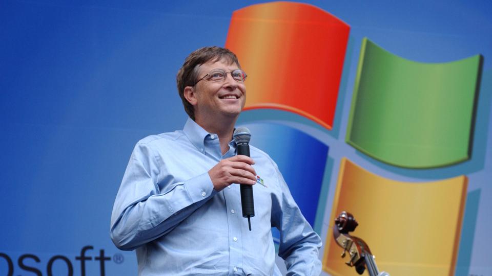 Người đồng sáng lập Microsoft và cựu chủ tịch Bill Gates hiện là một trong những người giàu nhất thế giới.