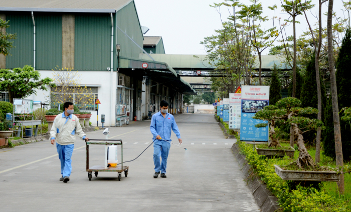 Công tác khư khuẩn của các doanh nghiệp trong khu công nghiệp Thụy Vân