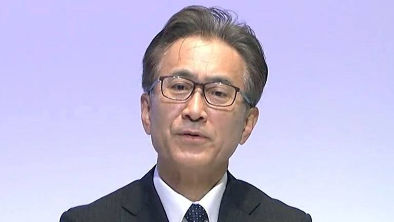 Chủ tịch kiêm Giám đốc điều hành Kenichiro Yoshida giải thích các chính sách quản lý của Tập đoàn Sony trong một cuộc họp trực tuyến vào ngày 26 tháng 5. © Kyodo