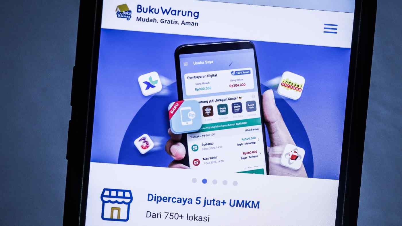 Nhà cung cấp dịch vụ sổ sách kế toán kỹ thuật số của Indonesia BukuWarung đang nhận được sự quan tâm từ các nhà đầu tư toàn cầu. (Ảnh của Yuki Kohara)