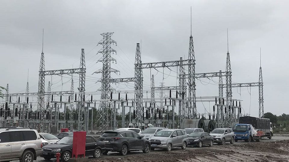 Trạm biến áp 110kV – một hạng mục của Nhà máy điện gió Đông Hải 1, hàng loạt công trình phục vụ công nghiệp điện khí và điện gió sẽ làm thay đổi hạ tầng công nghiệp của Đông Hải, Bạc Liêu.