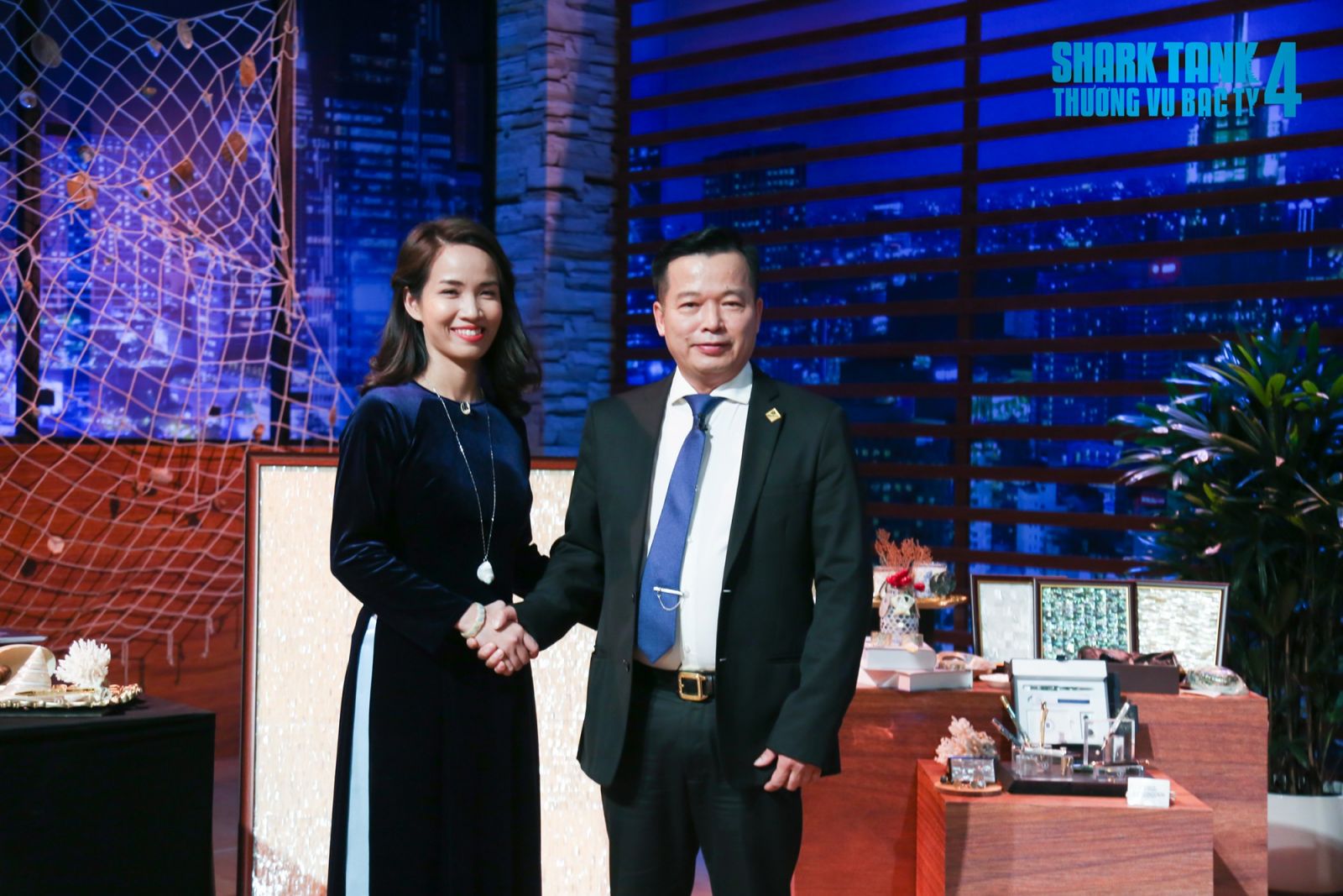 Nữ CEO Tôn Nữ Xuân Quyên nhận được đầu tư 4 tỷ cho 32% cổ phần từ Shark Việt. Nguồn: Internet