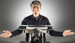 Tỷ phú công nghệ Châu Á Frank Wang: Gây dựng đế chế tỷ đô từ đam mê vật thể bay ngày bé
