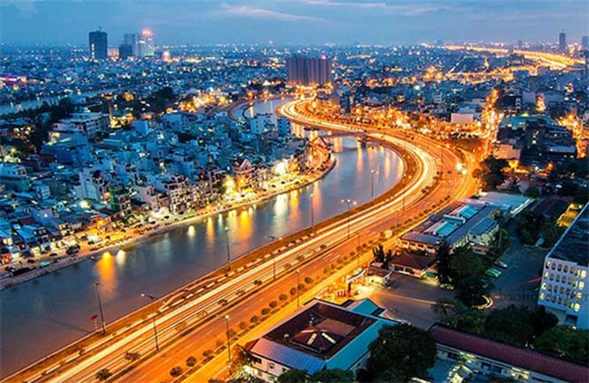 HSBC nâng dự báo tăng trưởng của Việt Nam năm 2022 từ 6.5% lên 6,8%