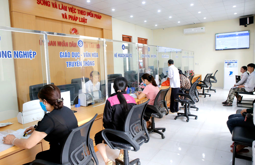 Bộ phận giải quyết TTHC một cửa tại huyện Tân Sơn (Phú Thọ)