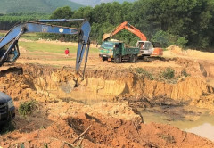 Tái diễn tình trạng vi phạm khai thác đất san lấp trái phép tại Thừa Thiên Huế