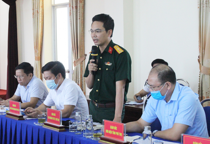 Các doanh nghiệp viễn thông tại Phú Thọ nêu ý kiến tại cuộc họp