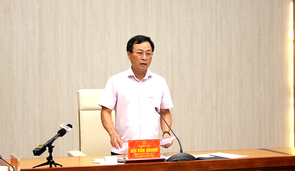 Chủ tịch UBND tỉnh Phú Thọ- Bùi Văn Quang chủ trì cuộc họp
