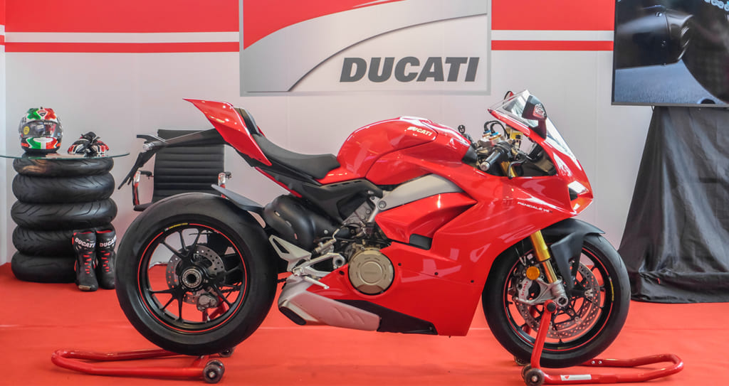 6 tháng đầu năm 2021, thương hiệu Ducati đã đạt tốc độ tăng trưởng cao với doanh số đạt 34.485 xe máy tăng 43% so với năm 2020 và 9% so với cùng kỳ năm 2019