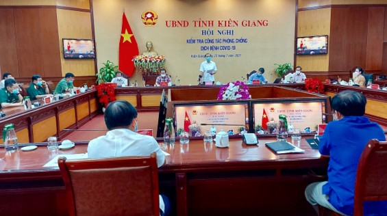 Chủ tịch UBND tỉnh Kiên Giang, ông Lâm Minh Thành phát biểu kết luận tại hội nghị kiểm tra công tác phòng, chống dịch bệnh Covid-19