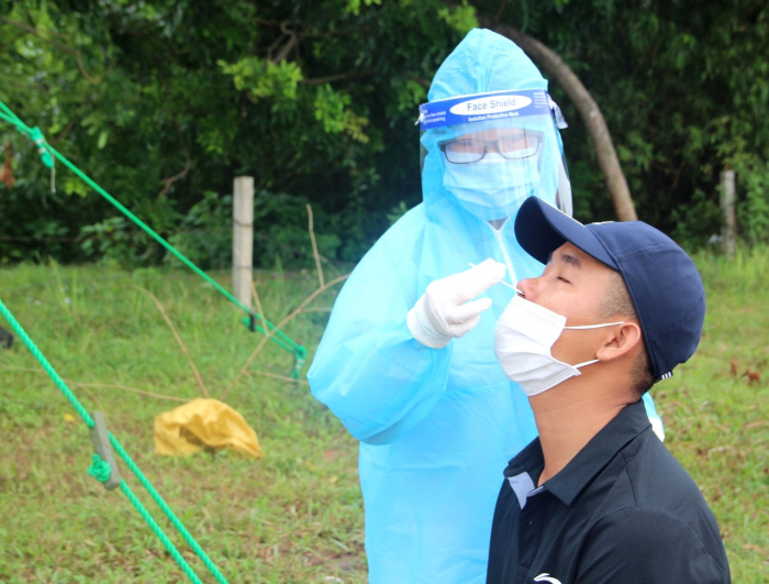 Tét nhanh tại các chốt ra vào tỉnh Phú Thọ với những trường hợp nghi nhiễm
