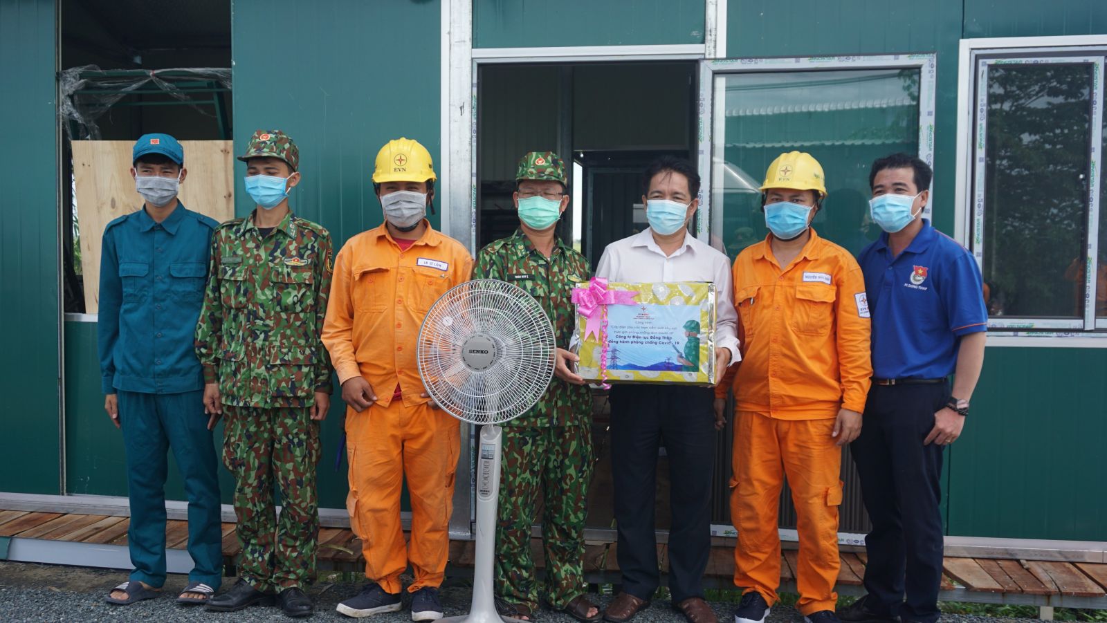 Điện lực Đồng Tháp tiếp sức “lá chắn thép” chống dịch COVID-19 tại huyện Hồng Ngự, tỉnh Đồng Tháp