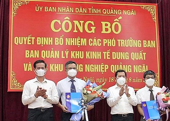 Chủ tịch UBND tỉnh Quảng Ngãi Đặng Văn Minh đã chúc mừng hai ông ông Lương Trọng Nguyên và ông Nguyễn Phạm Trọng Nghĩa được tín nhiệm giữ chức vụ Phó Trưởng ban Quản lý KKT Dung Quất và các KCN