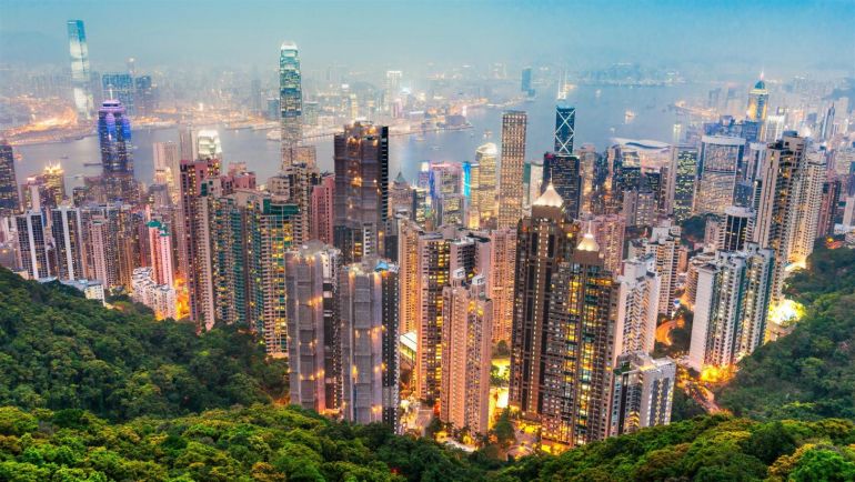 Hồng Kông trước mối đe dọa mất vị thế trung tâm kinh doanh quốc tế sau khi thay đổi chính sách kiểm dịch