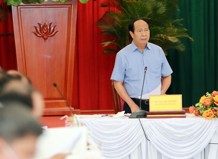 Phó Thủ tướng Lê Văn Thành: Sản xuất 3 tại chỗ phải tuyệt đối an toàn