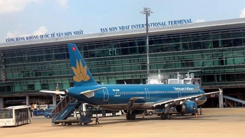 Đưa hai đường lăn mới sửa chữa của sân bay Tân Sơn Nhất vào hoạt động