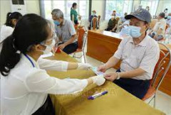 Hơn 1.000 tỷ đồng hỗ trợ các đối tượng khó khăn vì dịch bệnh tại Hà Nội