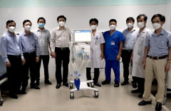 Tập đoàn Vingroup ủng hộ Quảng Bình 5 máy thở trị giá hơn 5 tỷ đồng phục vụ điều trị bệnh nhân Covid-19