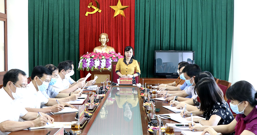 Trưởng Ban dân vận tỉnh ủy Phú Thọ phát biểu tại buổi làm việc