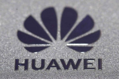 Doanh thu từ điện thoại thông minh Huawei sẽ giảm ít nhất 30 - 40 tỷ USD vào năm 2021