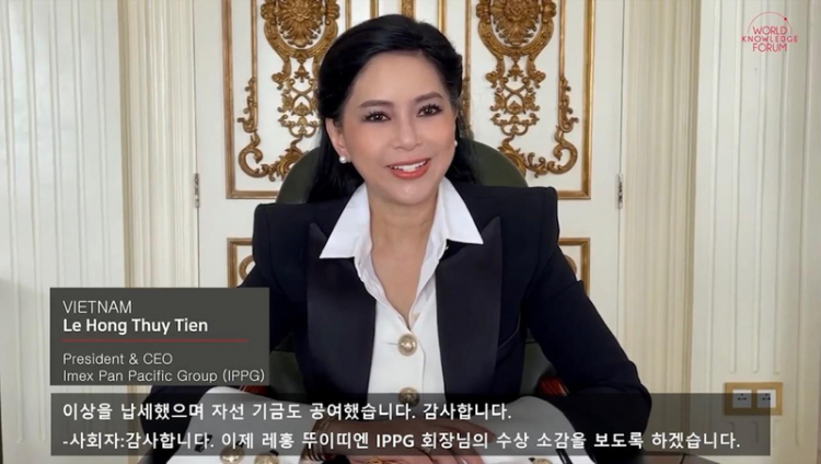 Bà Lê Hồng Thủy Tiên phát biểu trực tuyến tại buổi lễ.