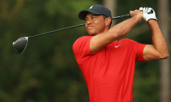 Tiger Woods chấn thương nhưng vẫn đoạt danh hiệu đầu trong kỷ lục 82 chức vô địch PGA Tour