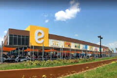 Tỉ phú Trần Bá Dương hoàn tất thương vụ mua lại đại siêu thị Emart tại Việt Nam