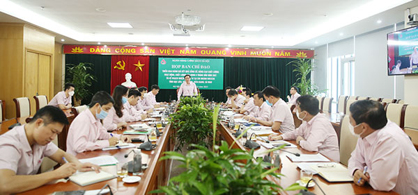 Tổng Giám đốc Dương Quyết Thắng phát biểu chỉ đạo tại phiên họp trực tuyến