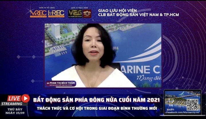Bà Phan Thị Bích Trâm - Chủ tịch HĐQT Công ty Cổ phần BĐS Hưng Hưng Thịnh, chia sẻ tại Hội thảo trực tuyến về BĐS do CLB Bất động sản Việt Nam (VREC) và CLB BĐS TP.HCM (HREC) tổ chức