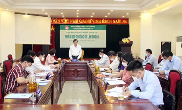 Nghệ An: Giải ngân 3.894 triệu đồng cho 24 doanh nghiệp để thực hiện trả lương cho 854 lao động