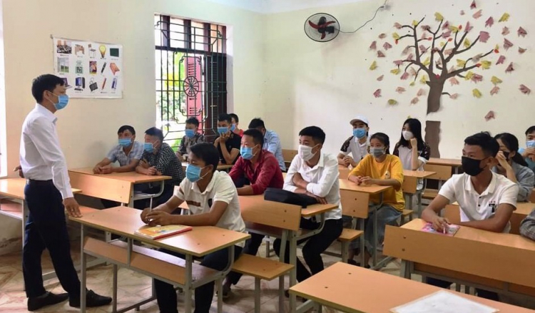 Lớp học tiếng Hàn Quốc cho người lao động đi XKLĐ tại Trường Cao đẳng nghề Phú Thọ