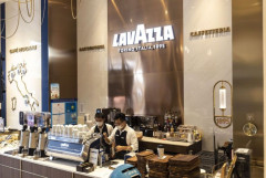 Thương hiệu cà phê 126 năm tuổi của Ý và trận "quyết chiến" giành thị trường cà phê Trung Quốc với Starbucks
