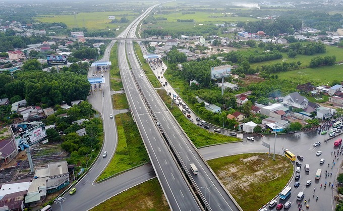 Hà Tĩnh muốn làm 2 đoạn đường cao tốc Bắc - Nam theo phương thức đầu tư công