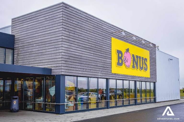 1 siêu thị ở Iceland