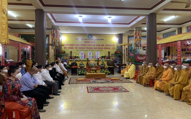 Tại Chùa Hội An, Ban Trị sự Giáo hội Phật giáo Việt Nam tỉnh Bình Dương tổ chức Lễ cầu siêu