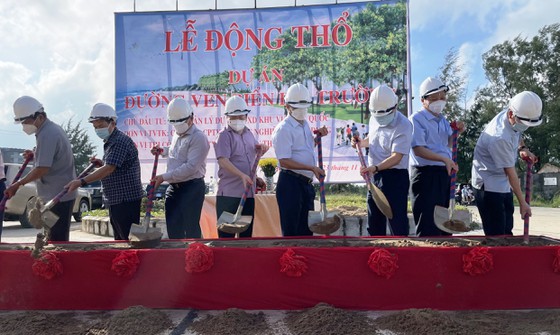 UBND TP Phú Quốc tổ chức lễ động thổ xây dựng tuyến đường ven biển Bãi Trường