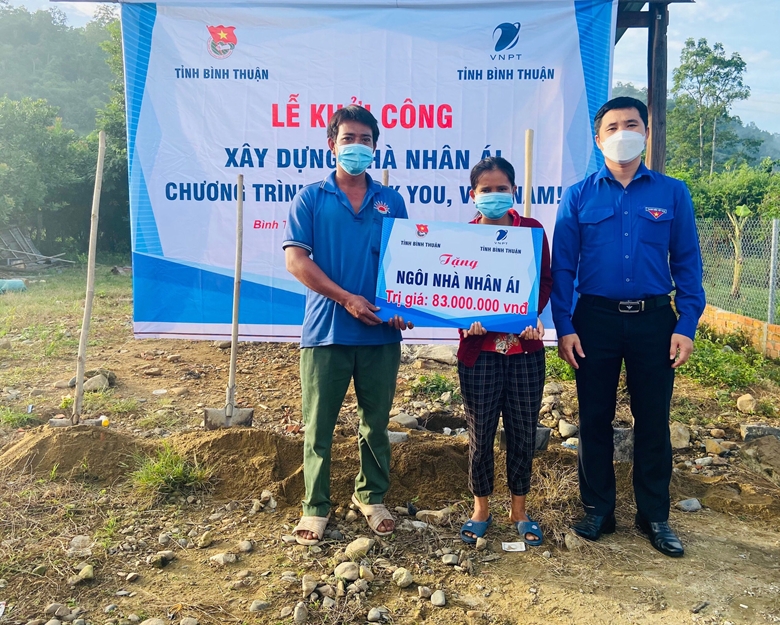 Bình Thuận: Khởi công xây dựng hai ngôi nhà nhân ái trị giá gần 200 triệu đồng hỗ trợ gia đình chính sách