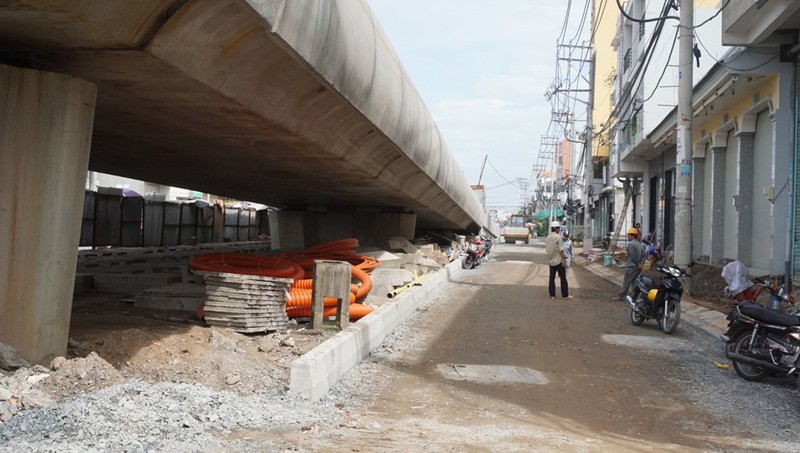 Nhánh 1 của cầu Bưng, quận Bình Tân và quận Tân Phú (TP HCM) dự kiến được thông xe ngày 5-12
