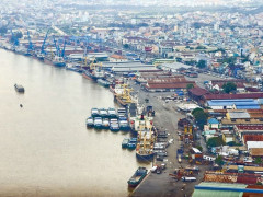 Đầu tư hơn 20 cụm cảng hàng hóa tại các tỉnh phía Nam