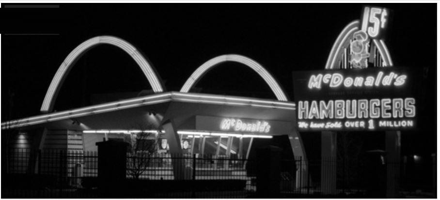 Cừa hàng McDonald's đầu tiên của Ray Kroc