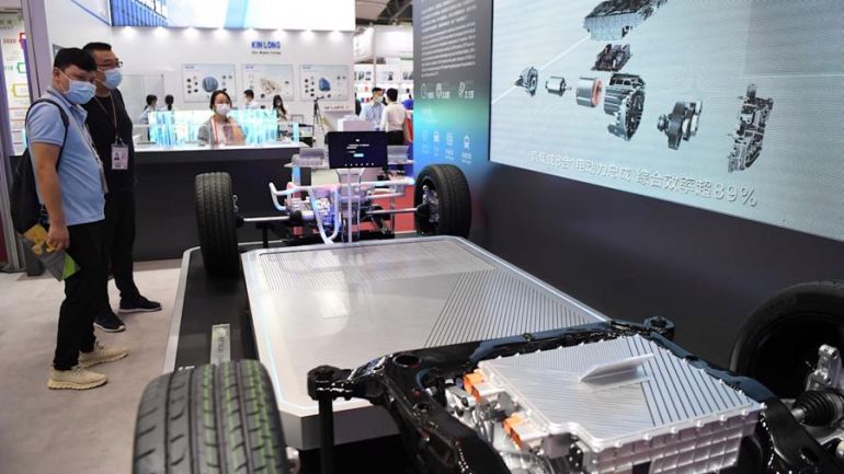 Toyota sẽ sử dụng công nghệ pin sắt photphat LFP của hãng xe Trung Quốc, BYD. Mức giá được dự đoán dưới 31.400 USD